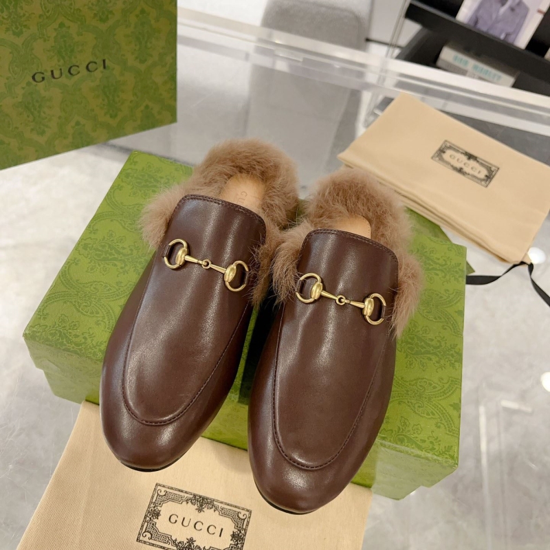 G*u*i leather shoes